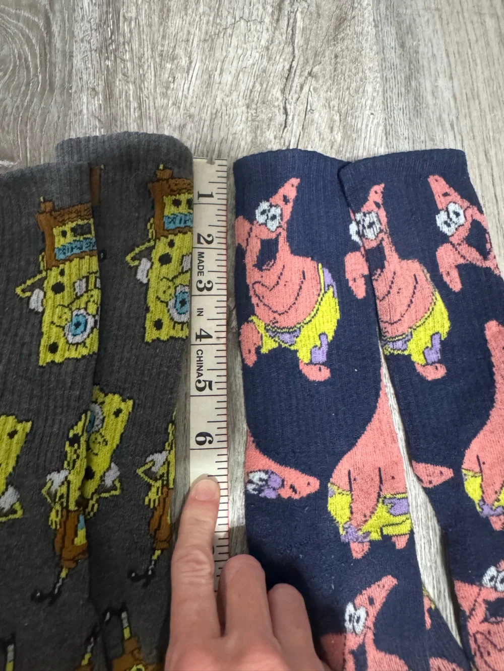 SpongeBob Squarepants Men’s Character Socks in Gray & Navy